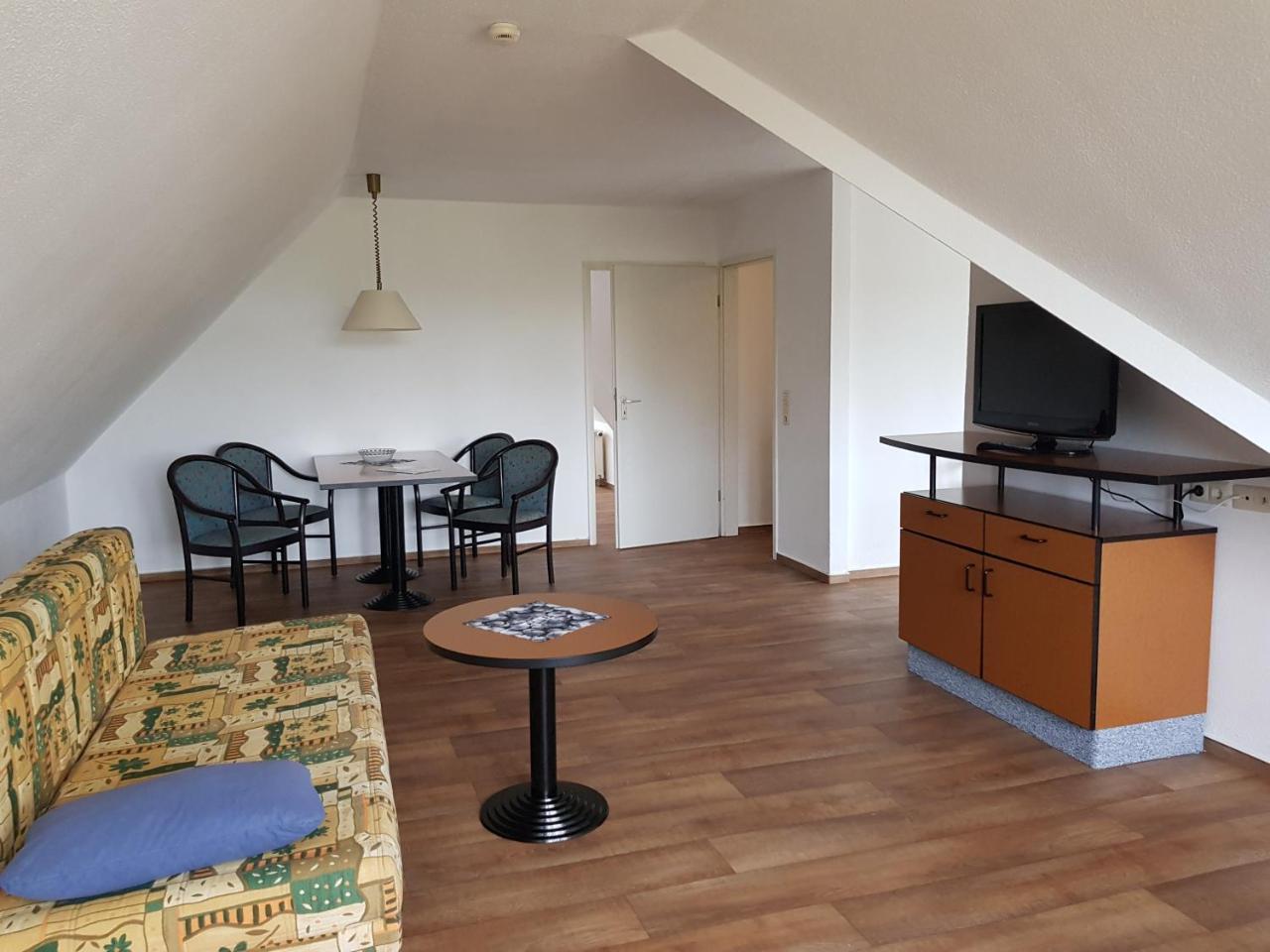 Fewo 18 Im Strandhaus Lobbe Mit Balkon Habitación foto